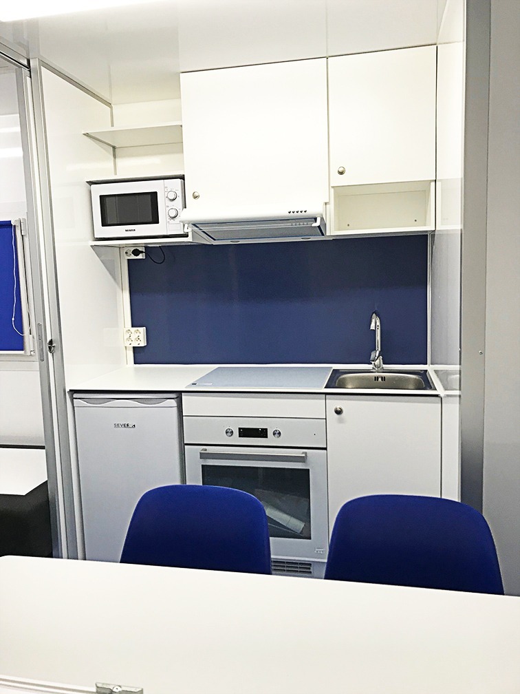 MAJOITUSPERÄVAUNU 7MPS4-G1W