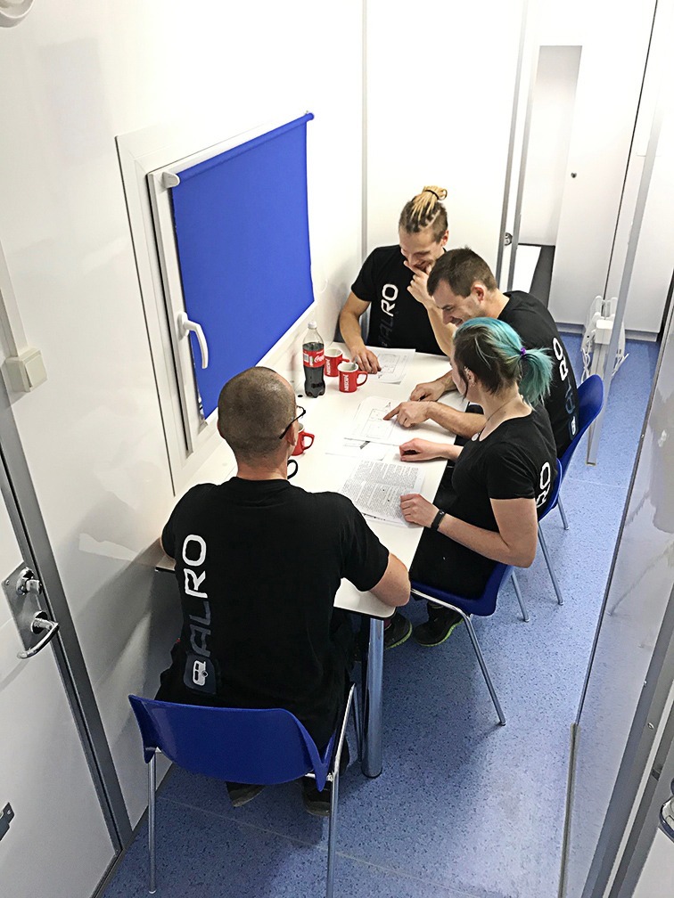 MAJOITUSPERÄVAUNU 7MPS4-G1W