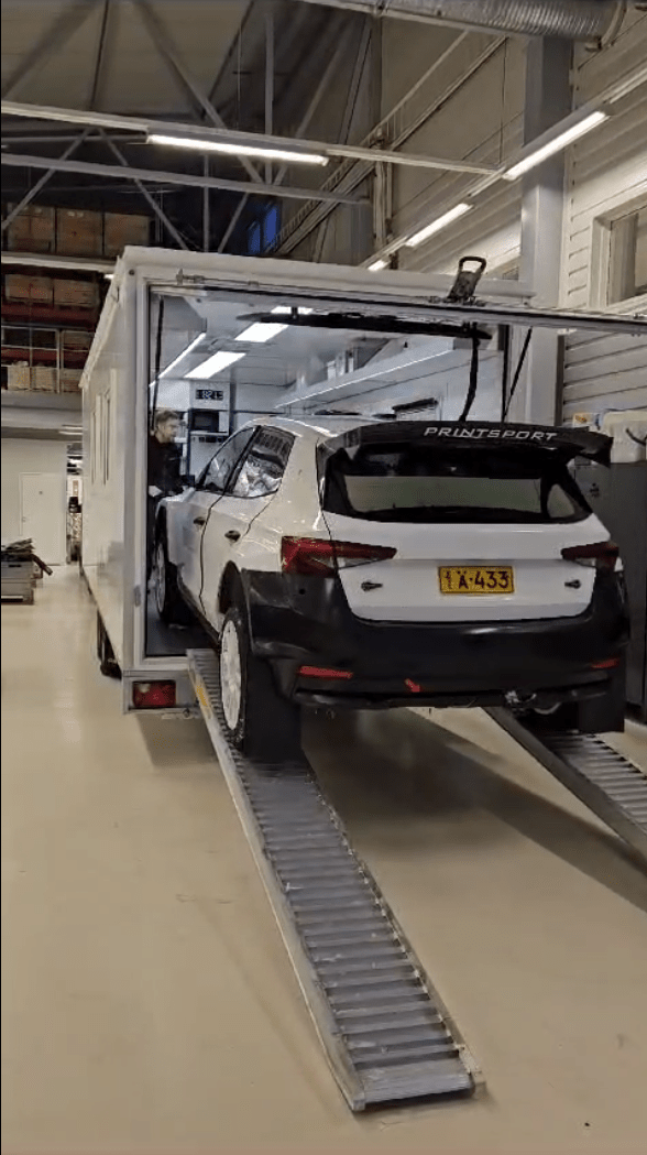 AUTOKULJETUSPERÄVAUNU S202